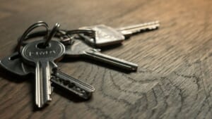 海外房产出租运营与管理常见问题｜管理公司、租金与空置疑问